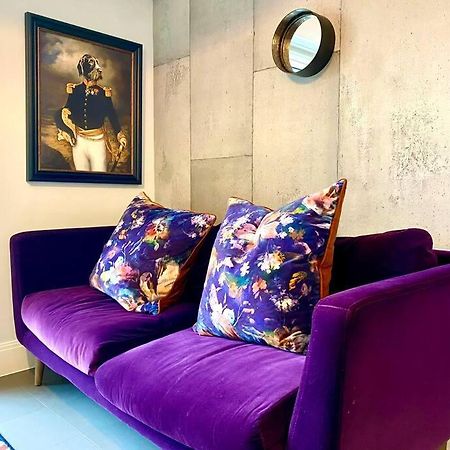 Stunning Apartment - 1 Minute Walk To Poole Quay - Great Location - Free Parking - Fast Wifi - Smart Tv - Newly Decorated - Sleeps Up To 2! Close To Poole & Bournemouth & Sandbanks Zewnętrze zdjęcie
